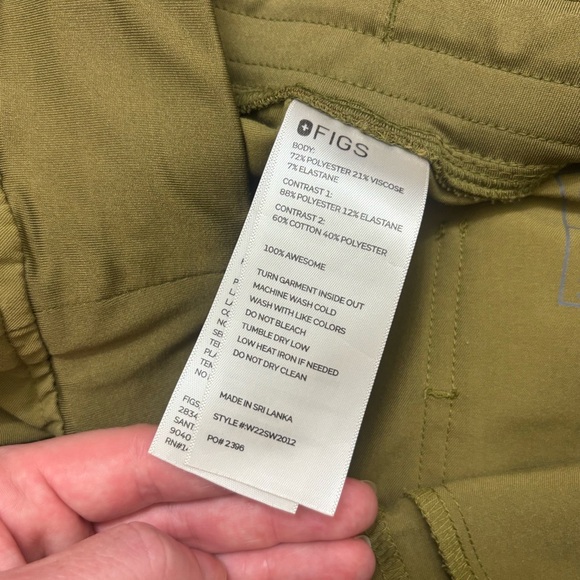 FIGE scrubs martini olive Zamora jogger high waisted scrub pants - Picture 3 of 5